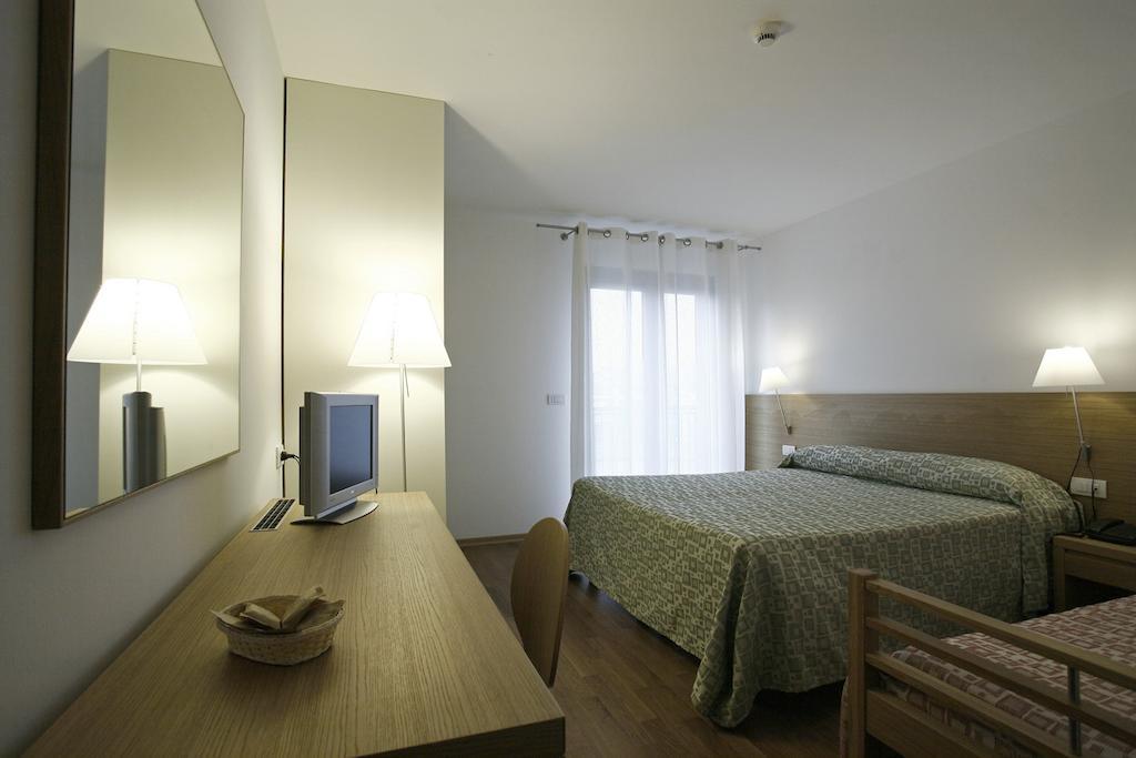 Lacroma Bio Hotel & Apartments Grado Room photo